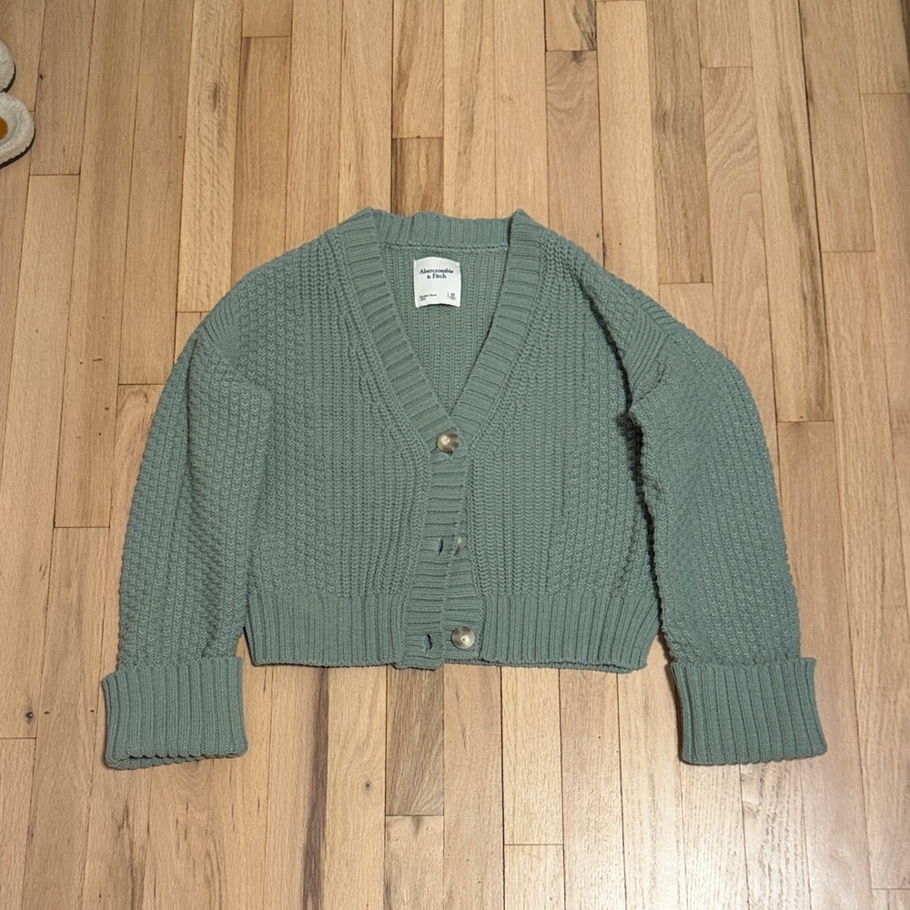 Abercrombie & Fitch Light Green Button-Up Cardigan